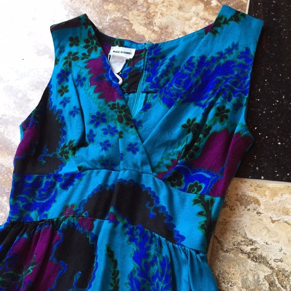 Made in Hawaii turquoise empire waist/zipper back - Picture 3 of 8